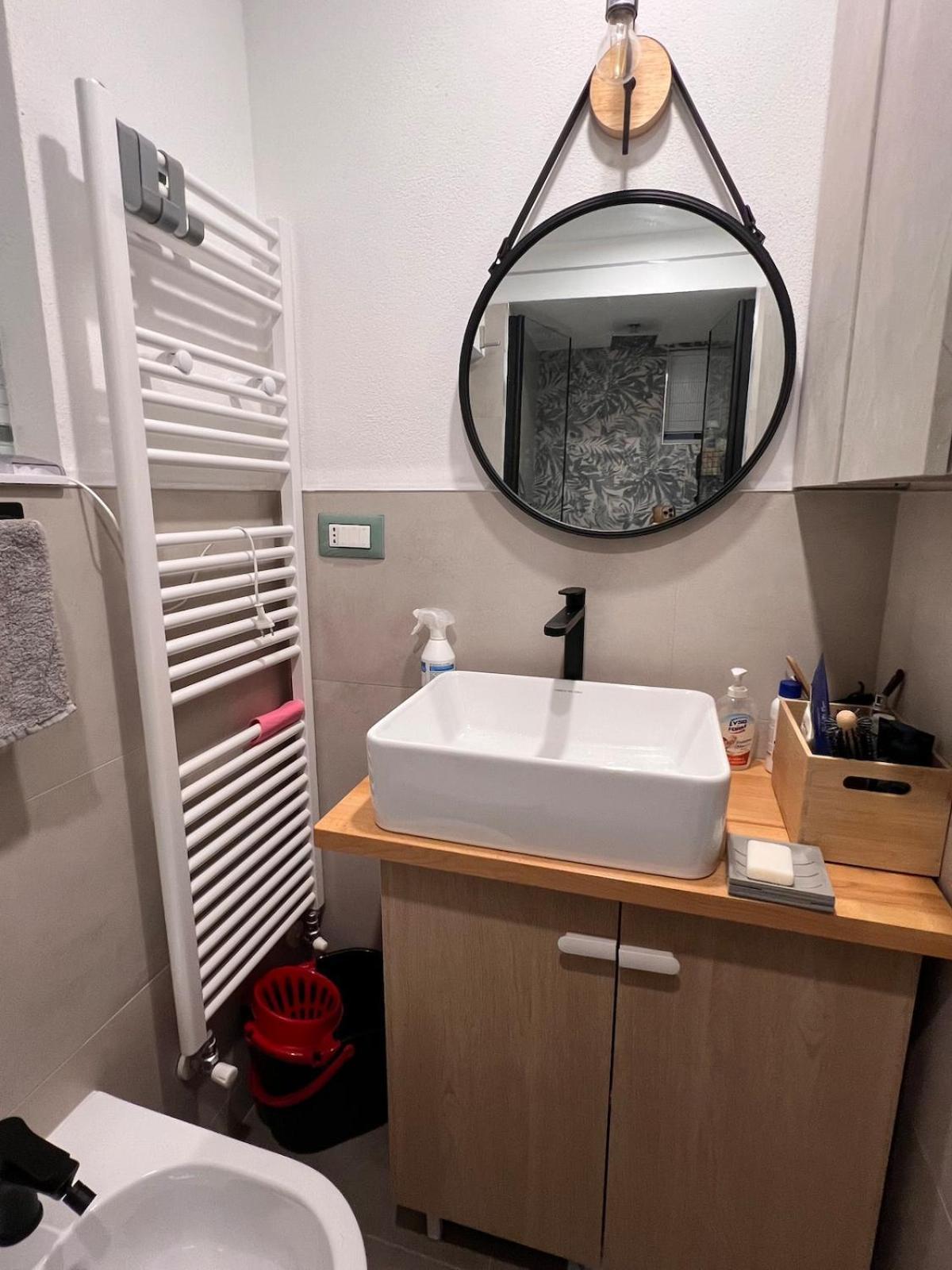 Cosy Nest Apartment Савона Екстер'єр фото